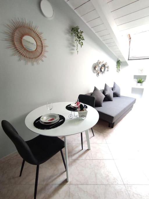 Free Parking Tiny House Wifi Netflix 15 Minuti Dal Duomo Apartment Milan Luaran gambar