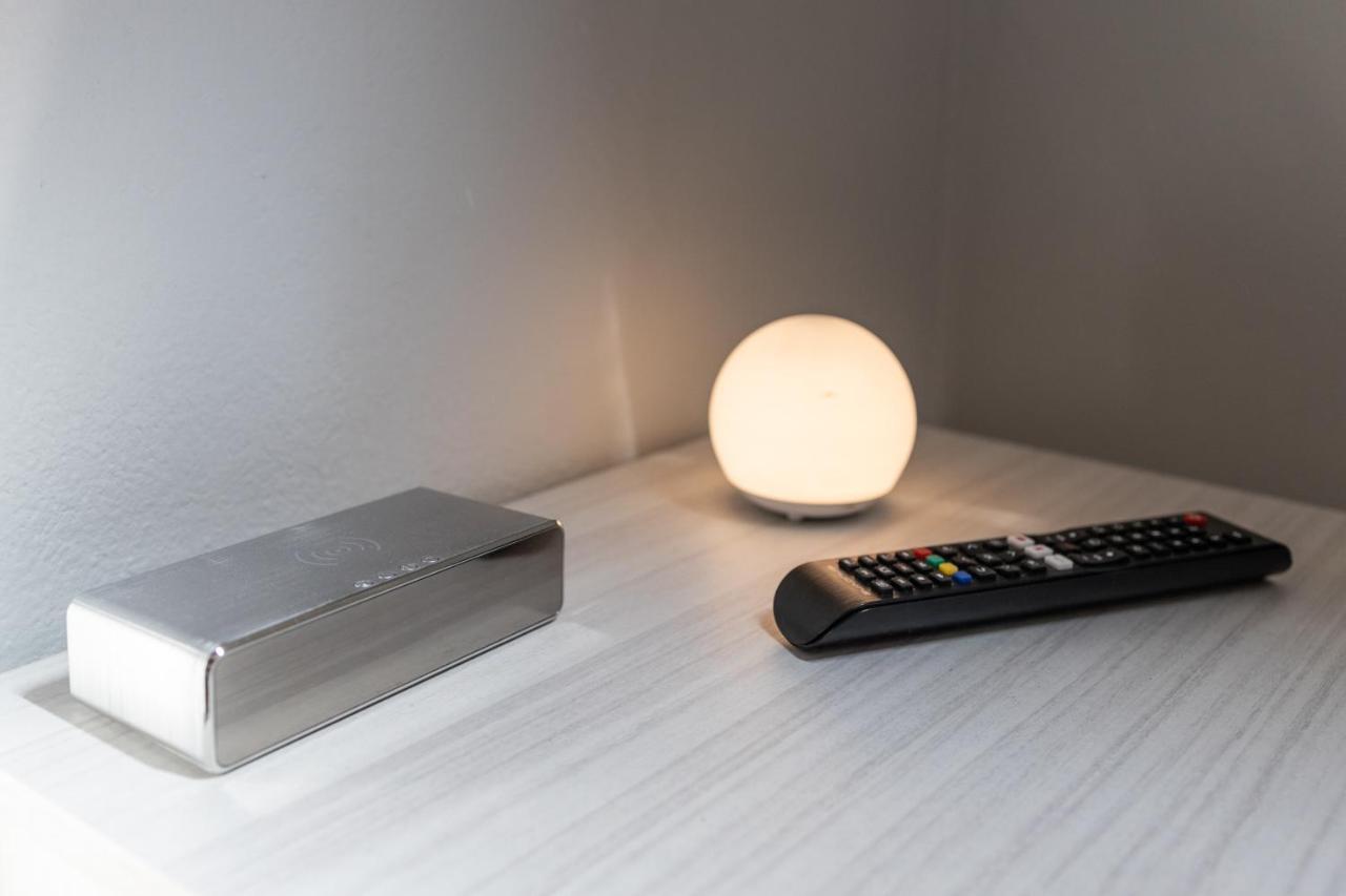 Free Parking Tiny House Wifi Netflix 15 Minuti Dal Duomo Apartment Milan Luaran gambar